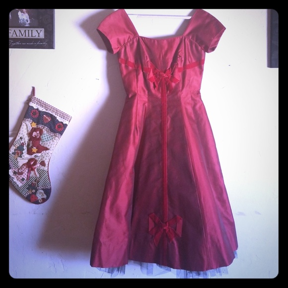 Vintage Dresses & Skirts - SOLD